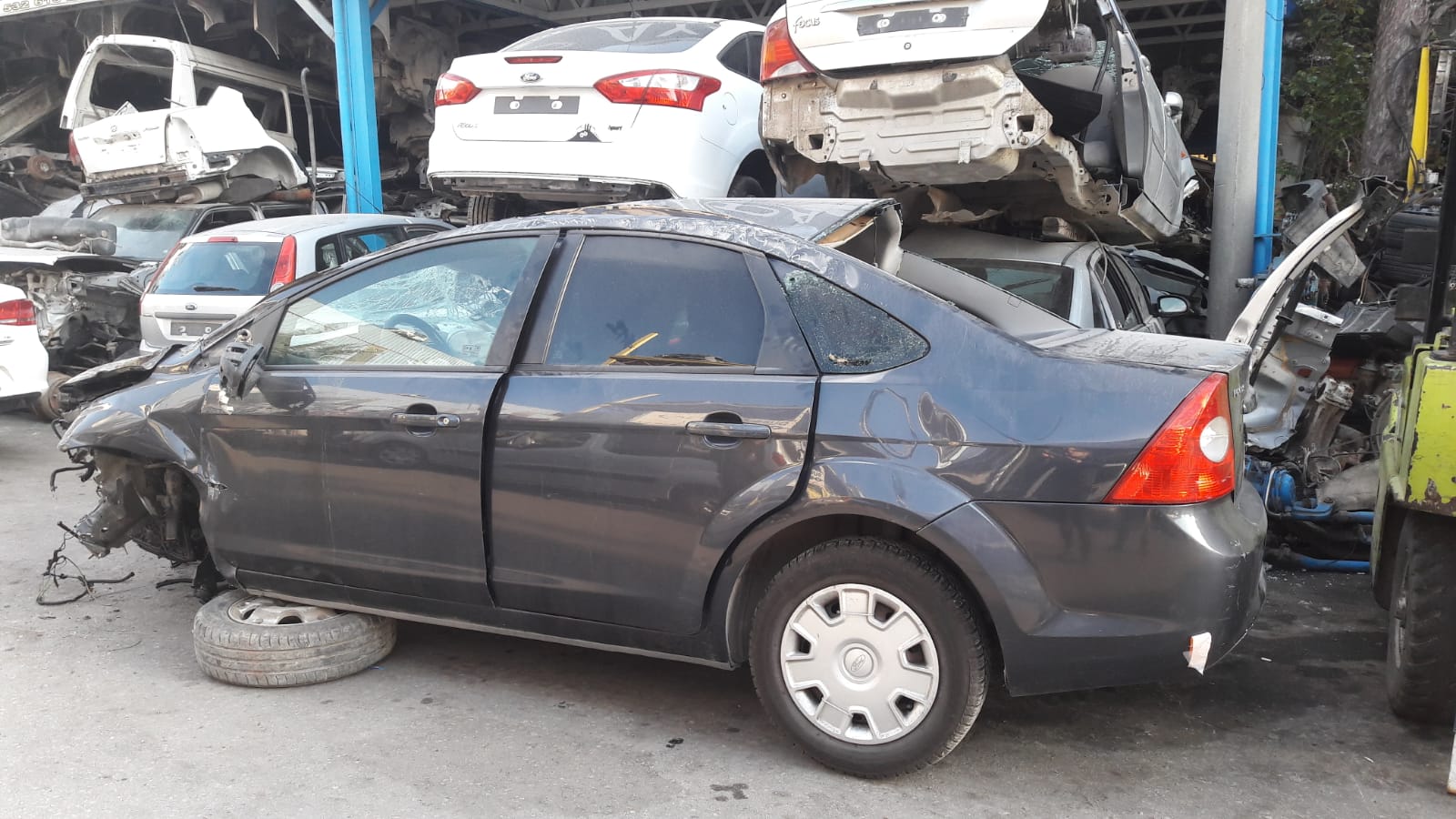 Ford Focus 2,5 Lacivert Parça Parça Satılık Hurda